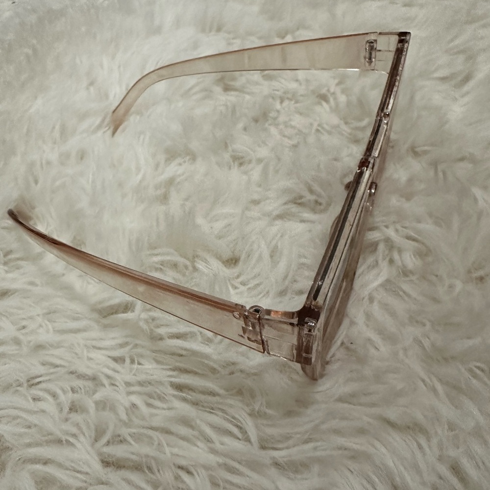 Stylish Pink Beige Sunglasses - Picture 3 of 4